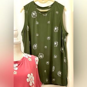 GREEN soft flower print tank top, size 2 XL